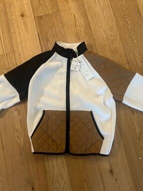 H & M / Boys size 10-11 years / White bomber fleece jacket / NWT